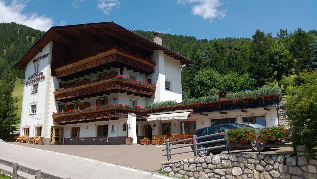 Albergo Alisander Corvara In Badia Exterior photo